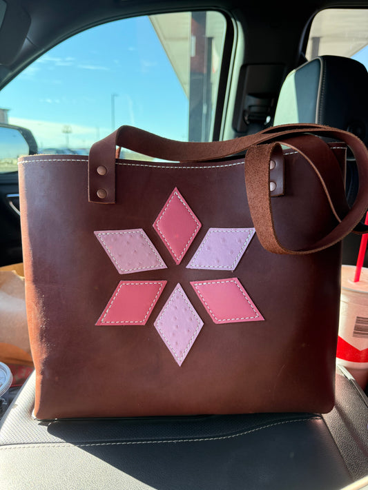 Leather purse with quilt Star